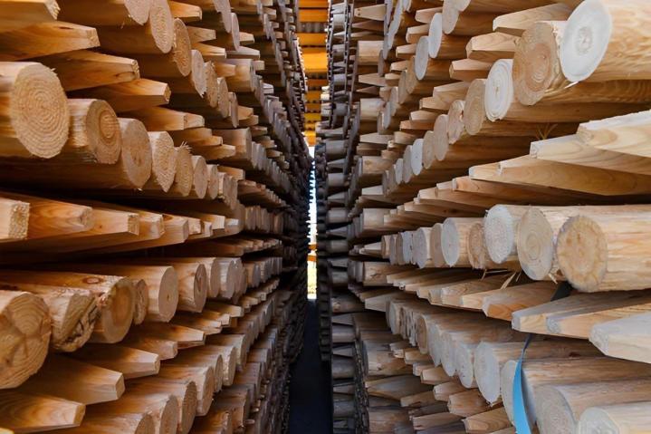 Vente de bois traité, Volvic