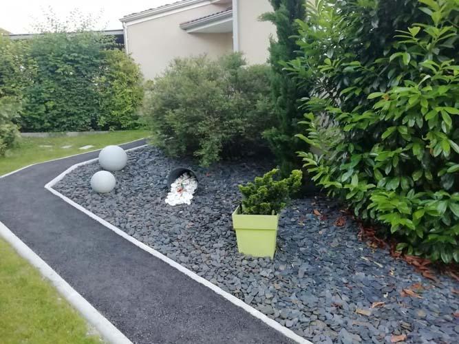 Décoration avec des paillettes d'ardoise