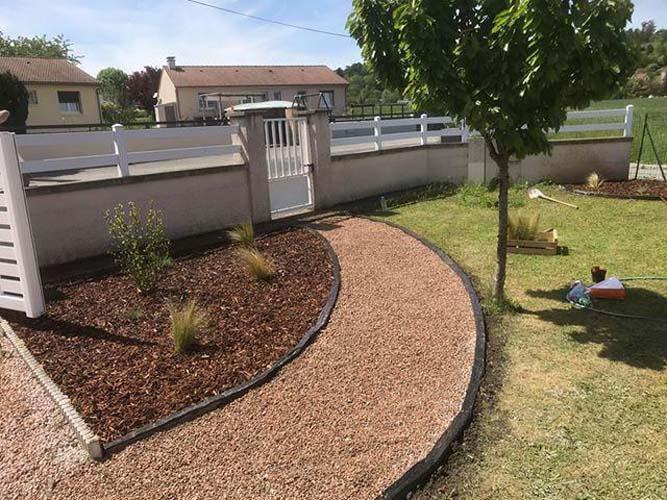 Bordure de schistes et création d'un massif