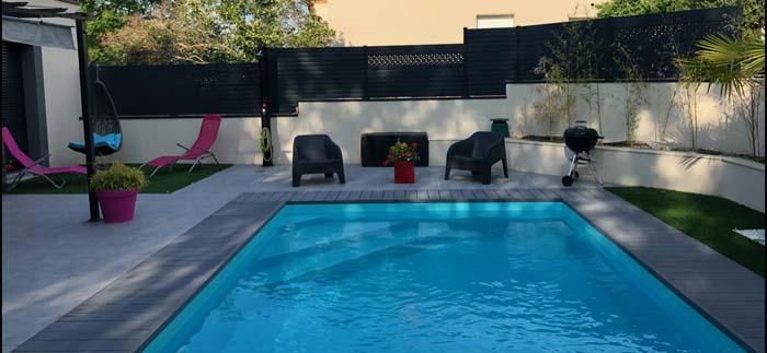 Cloture aluclos et gazon synthetique 